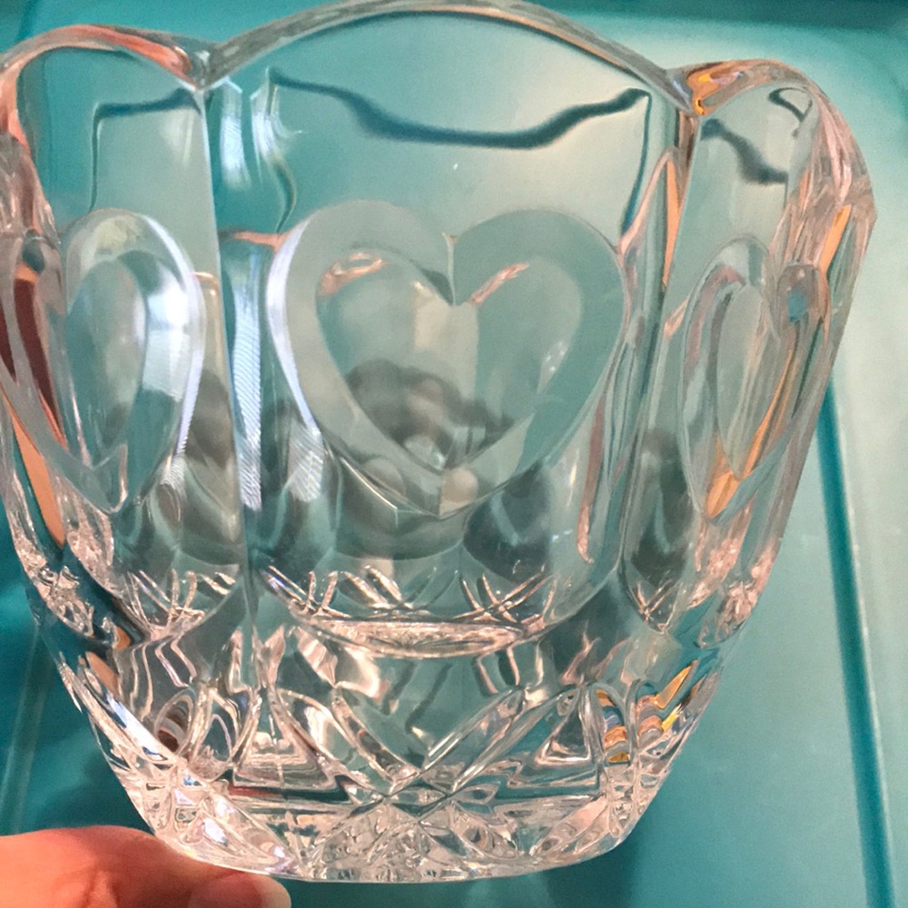 Mikasa Heart bowl